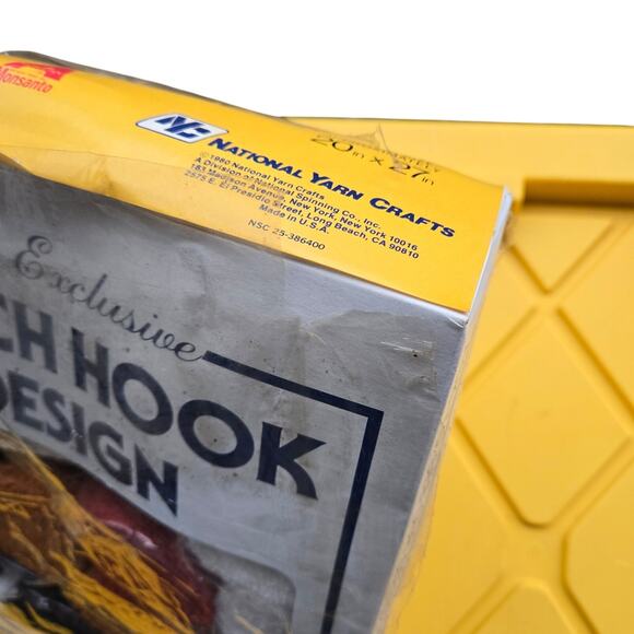 1980 National Yarn Crafts Owl Design Latch Hook Kit - Picture 7 of 8